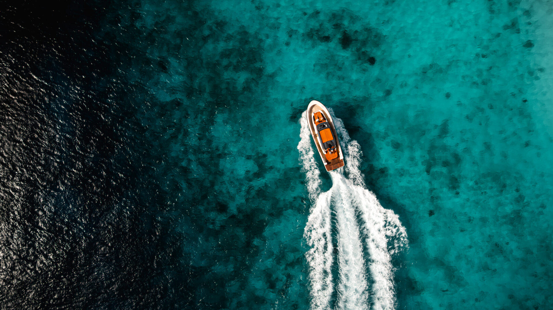 The Bluegame Day Charter "The Kontiki"